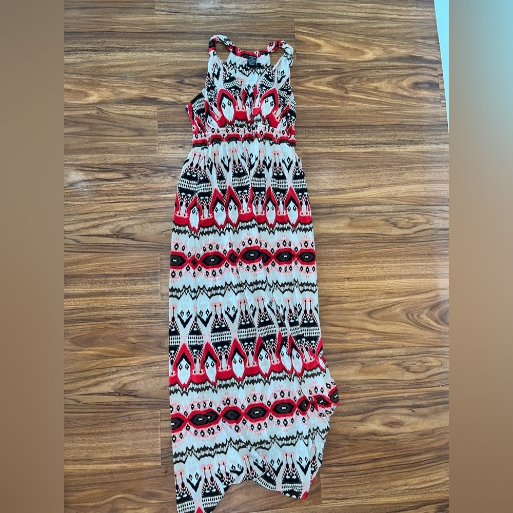 Plunge Neck tribal print red black stretchy Maxi Dress